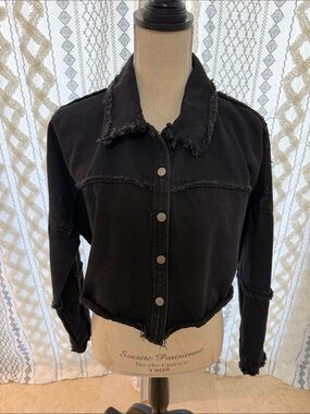 Between Us Brand Black Distressed Denim Cropped Women’s Jacket
